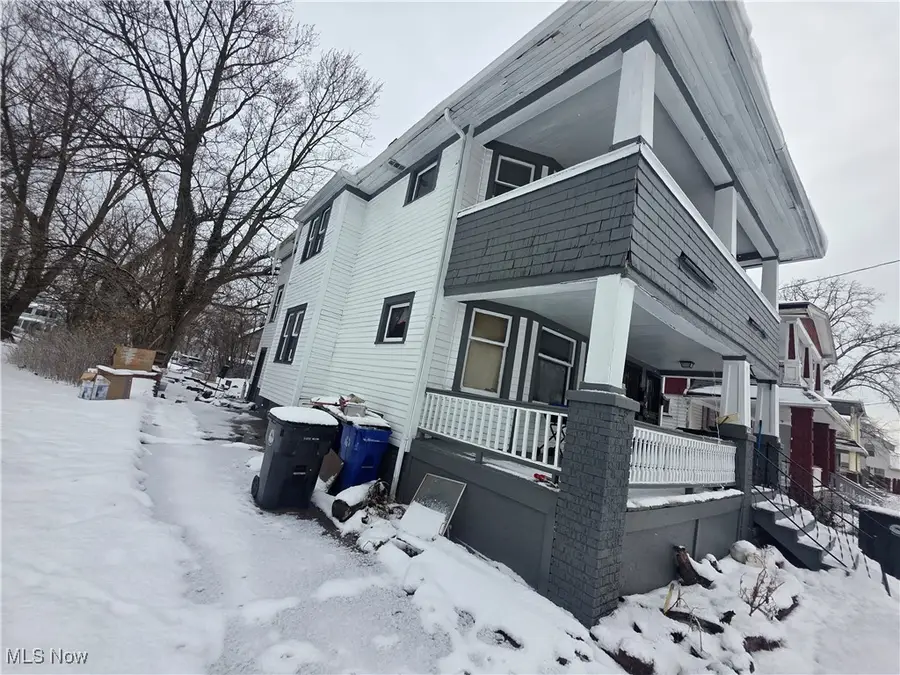 626 E 130th Street, Cleveland, OH 44108 - #3