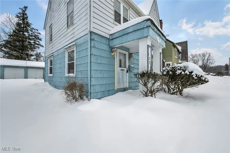 123 Ellenwood Avenue, Bedford, OH 44146 - #3