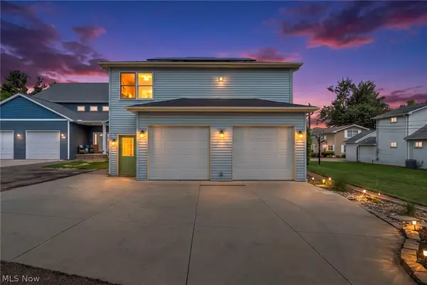 664 Pine Drive, Lake Milton, OH 44429