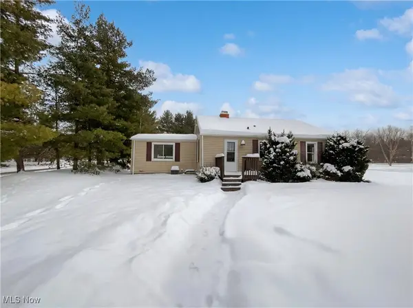 14895 Old Oak Drive, Strongsville, OH 44149