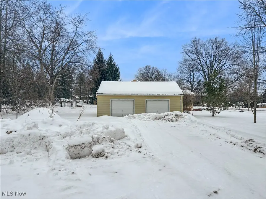 1915 E Wallings Road, Broadview Heights, OH 44147 - Image #3