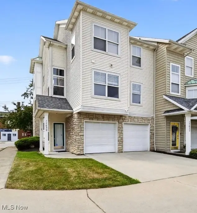 17639 Wildwood Lane, Cleveland, OH 44119 - Image #1