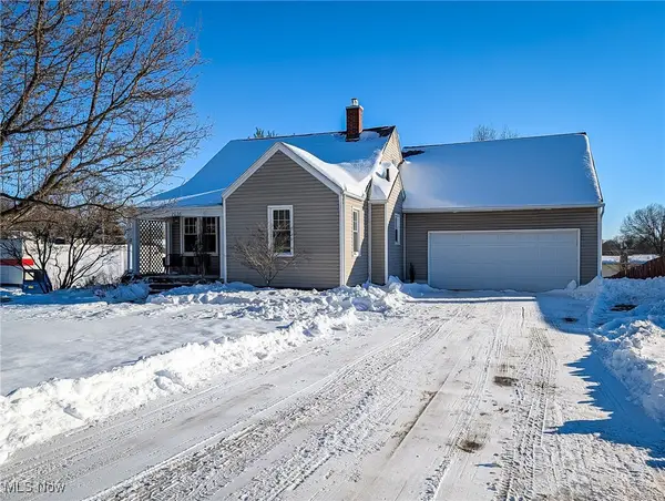 2036 E Main Street, Louisville, OH 44641