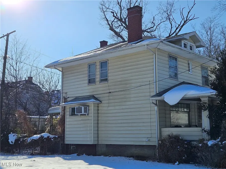12414 Forest Grove Avenue, Cleveland, OH 44108 - Image #2