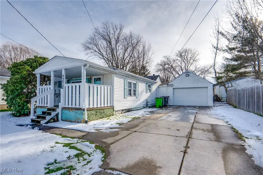 1212 Benton Street, Barberton, OH 44203 - Image #3