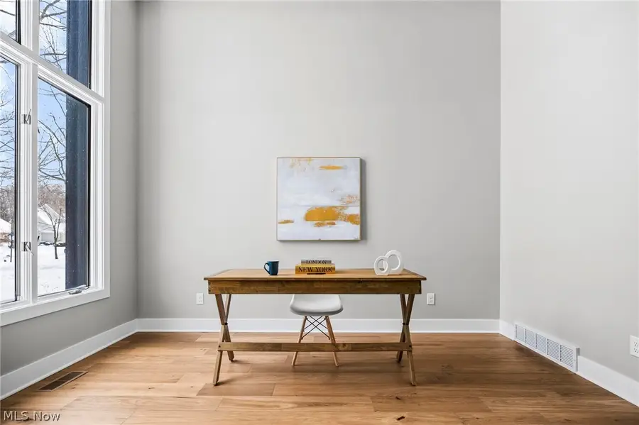 31129 Huntington Woods Parkway, Bay Village, OH 44140 - #3