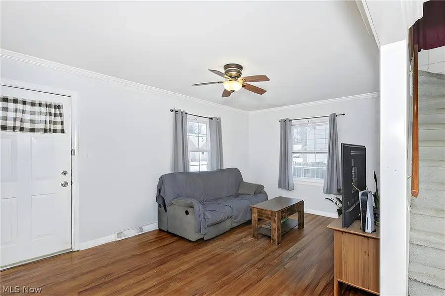 1237 Crescent Drive, Painesville, OH 44077 - #3