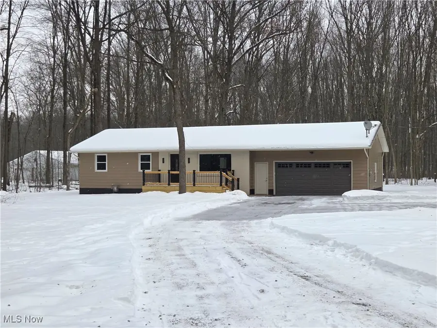 1075 NE River Road, Lake Milton, OH 44429 - Image #2