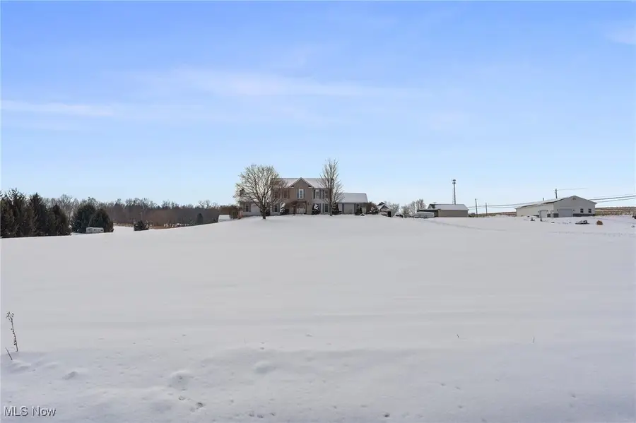 14716 Lawmont Street, North Lawrence, OH 44666 - #3