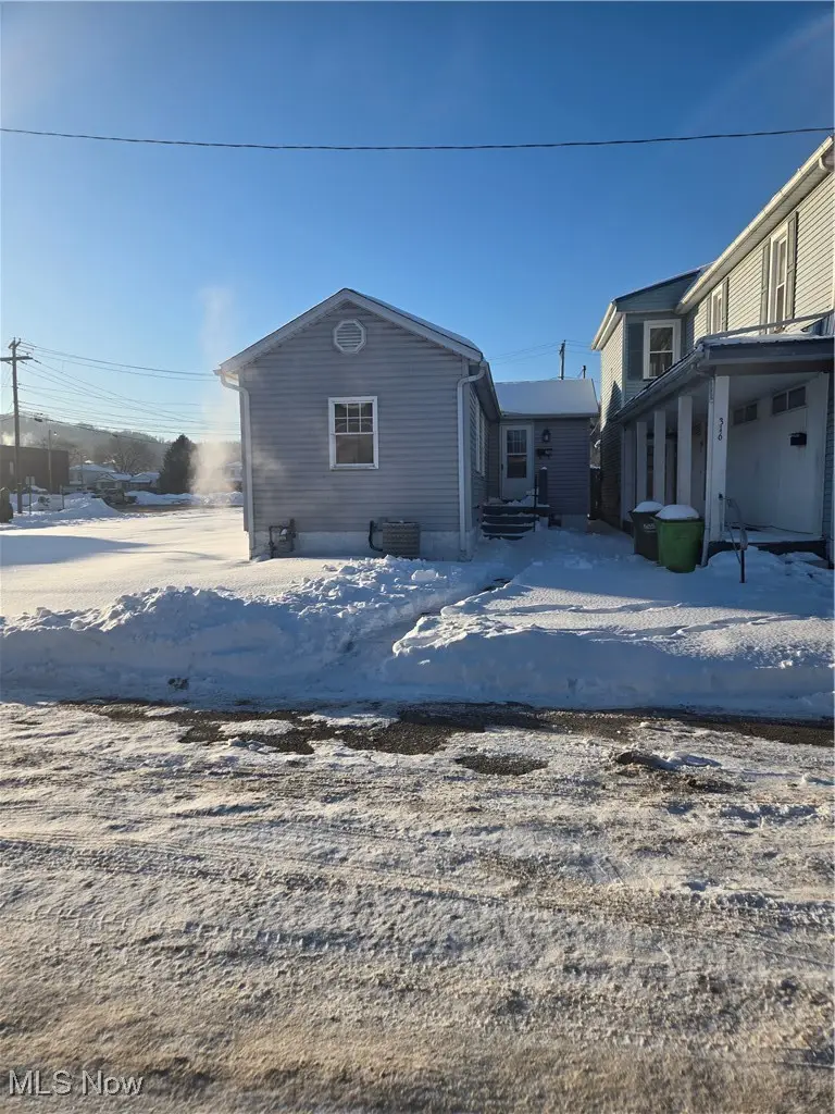 318 Bank Street, Dennison, OH 44621 - #1