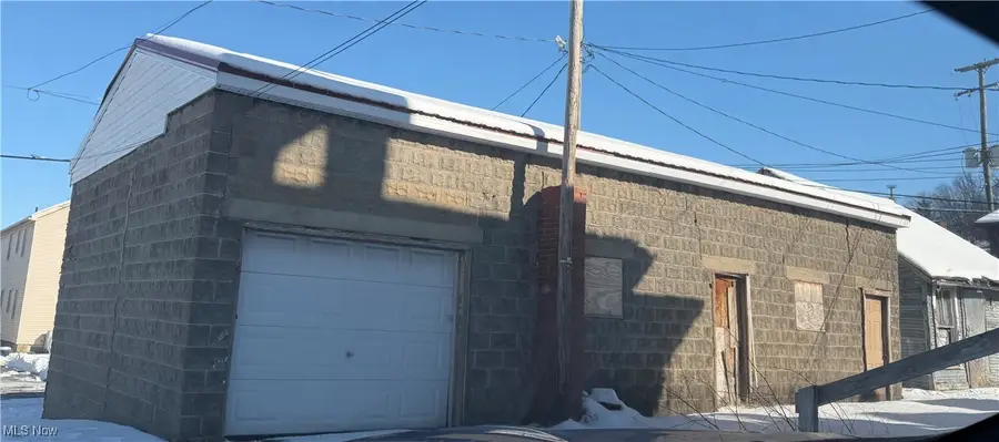 821 Market Street, Zanesville, OH 43701 - #2