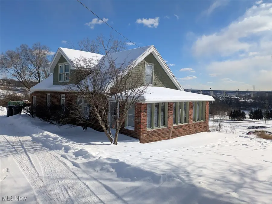 5015 E 71st Street, Cuyahoga Heights, OH 44125 - #2