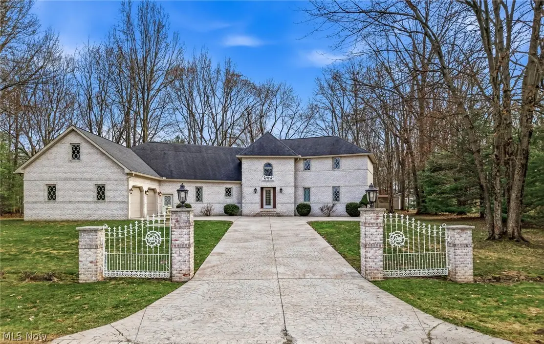 1887 Pearce Circle, Salem, OH 44460 - #1