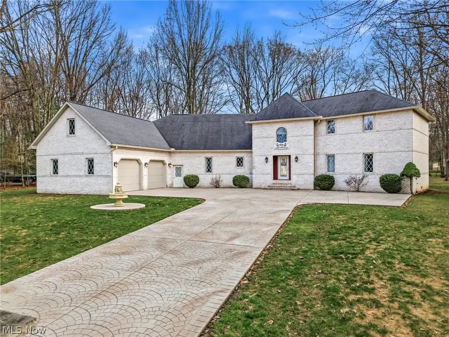 1887 Pearce Circle, Salem, OH 44460 - #2