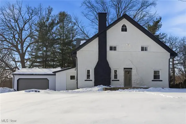 4689 Crystal Lake Nw Avenue, Canal Fulton, OH 44614