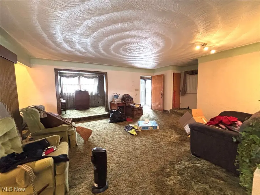 346 E 8th Street, East Liverpool, OH 43920 - #2