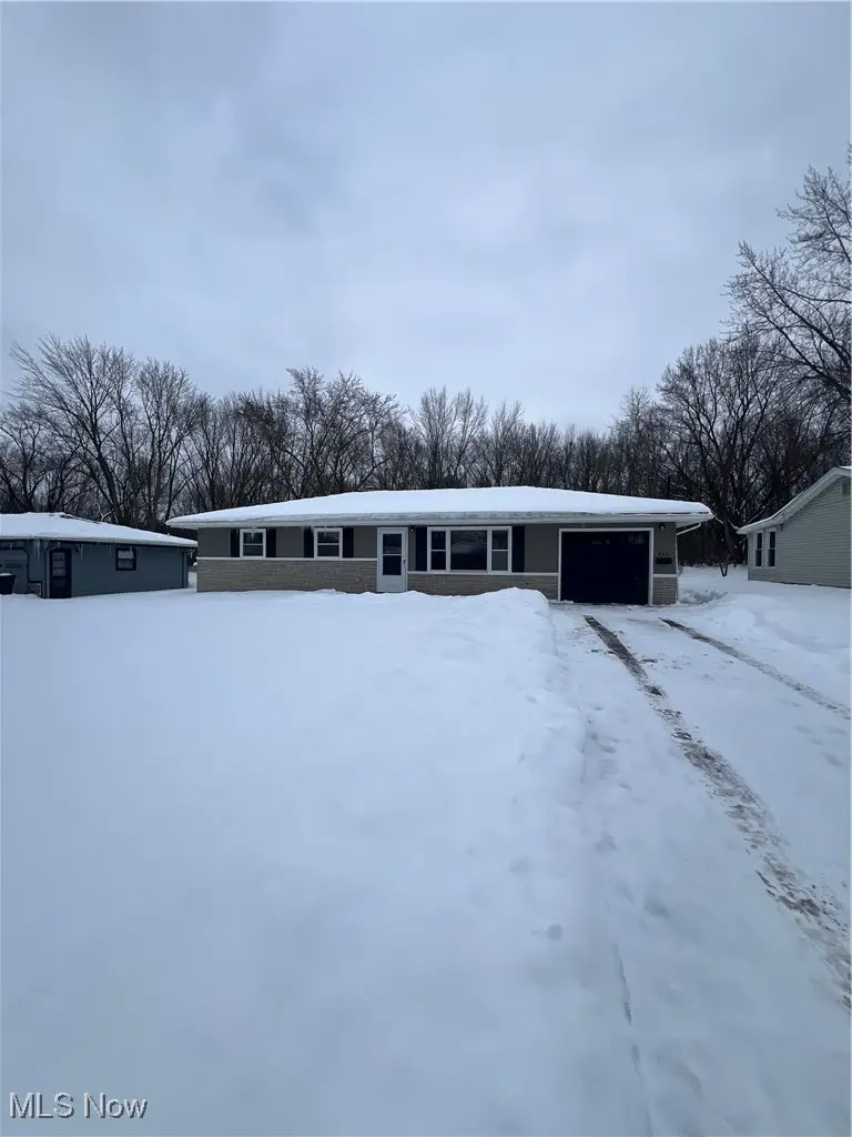 653 Chapel Lane, Campbell, OH 44405 - #2