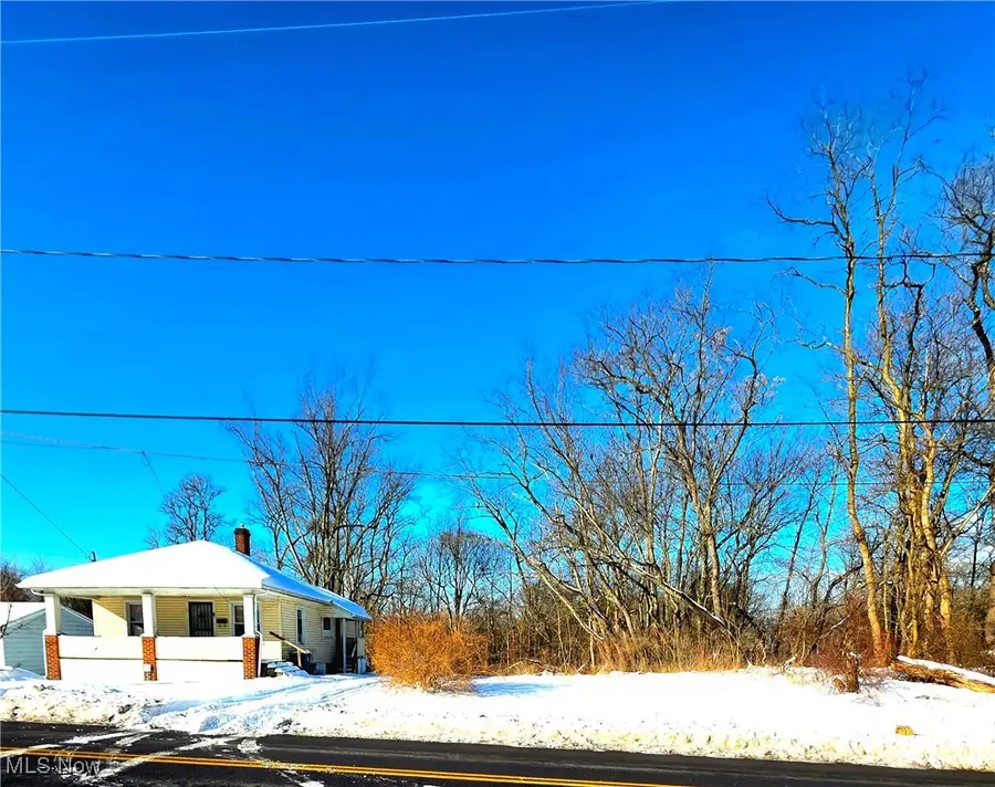 332 Lansdowne Boulevard, Youngstown, OH 44506 - #3