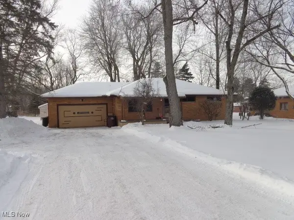 9989 Albion Road, North Royalton, OH 44133