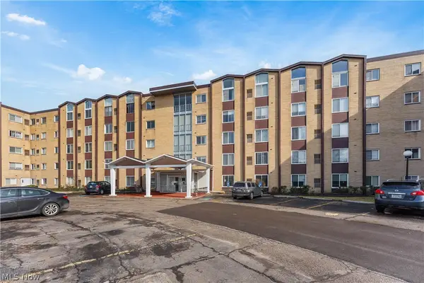 25735 Lorain Road #210, North Olmsted, OH 44070