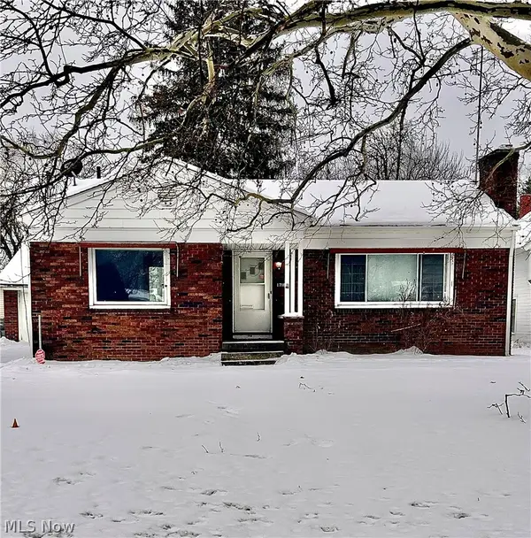 1718 Parkman Nw Road, Warren, OH 44485