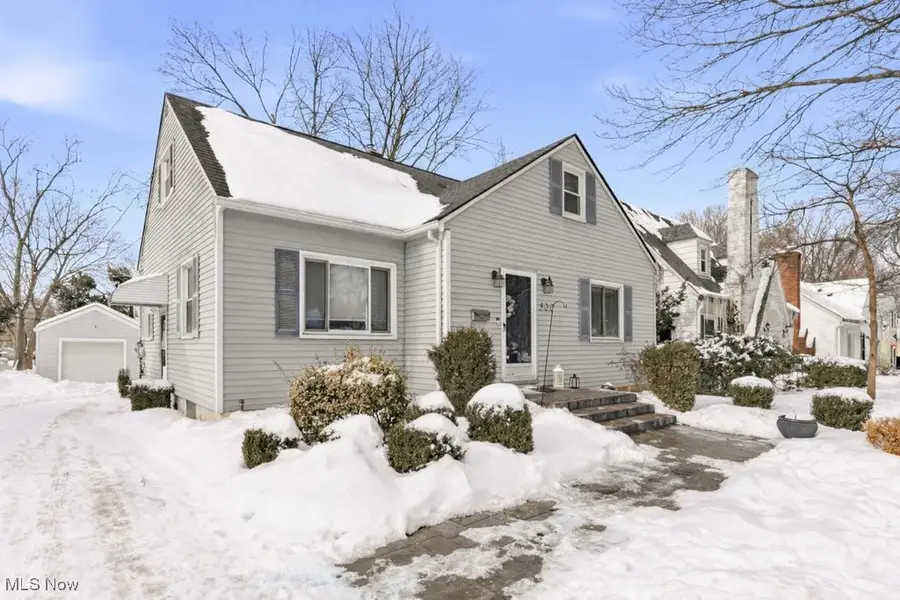 300 Melbourne Avenue, Akron, OH 44313 - #2