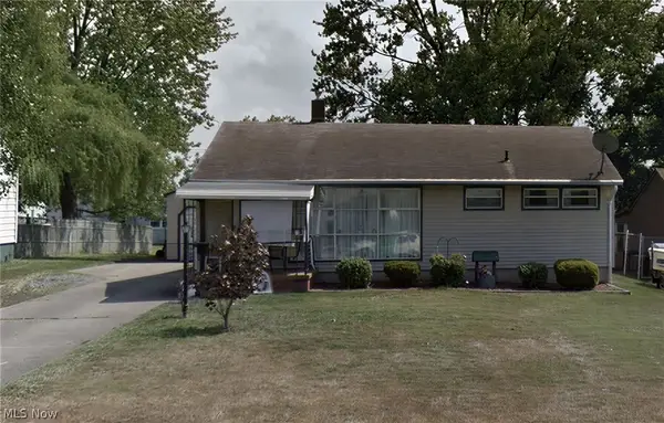 521 Powers Avenue, Girard, OH 44420