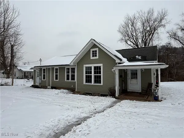 200 Ankrom Street, St Marys, WV 26170