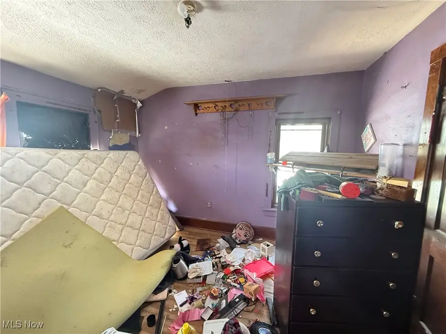 215 Isabelle Street, Brilliant, OH 43913 - #2