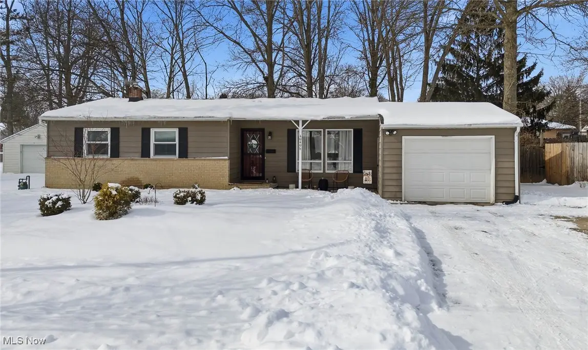 4040 Burton Drive, Stow, OH 44224 - Image #1