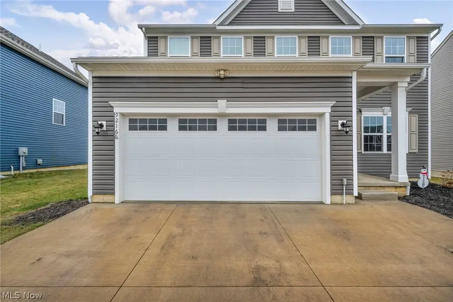 9216 Nash Lane, North Ridgeville, OH 44039 - #3