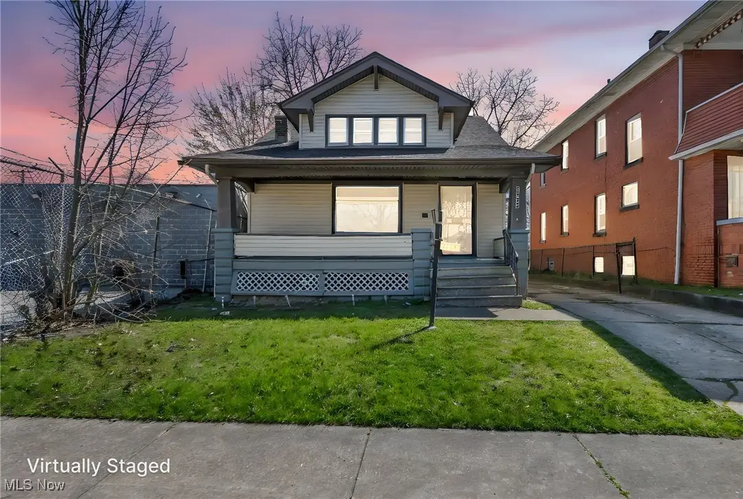 16705 Hillsboro Road, Cleveland, OH 44112 - #1