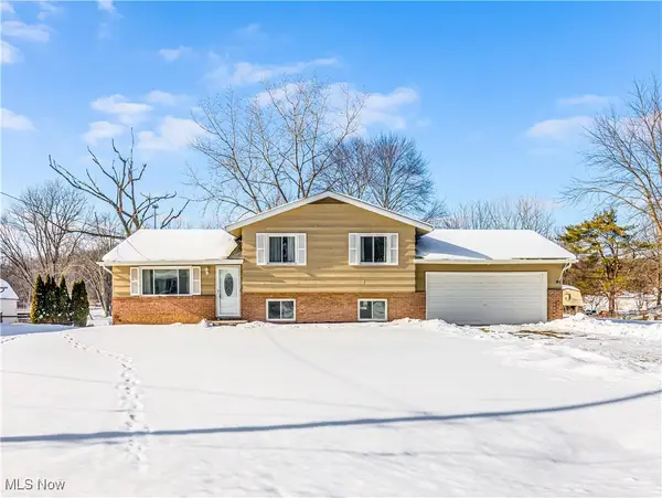 3795 N Sunnyfield Drive, Copley, OH 44321
