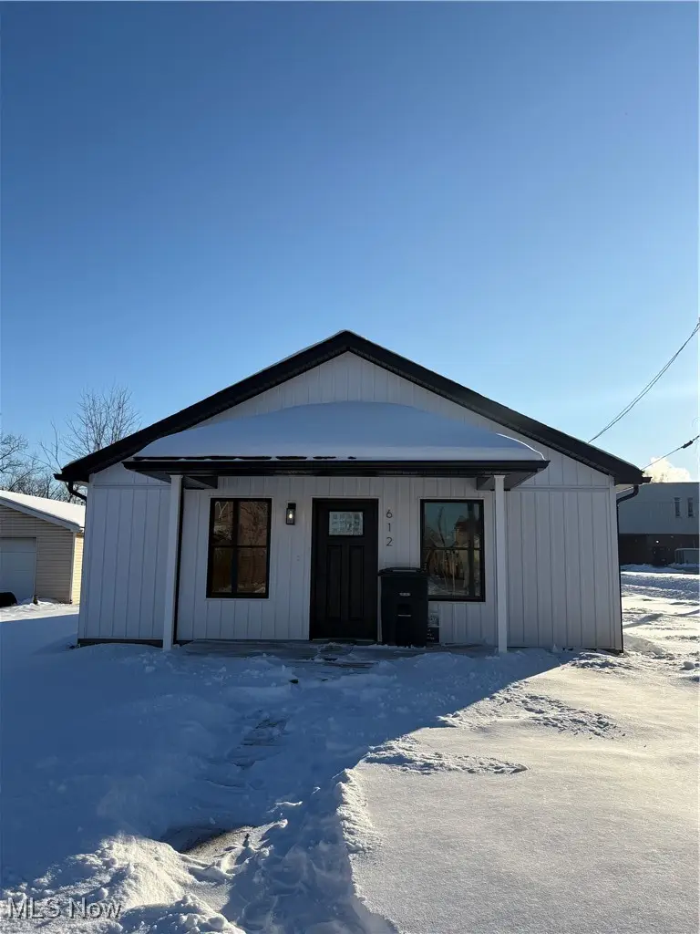 612 Logan Avenue, Toronto, OH 43964 - Image #1