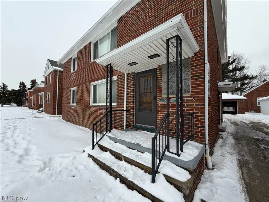 20424 Lake Shore Boulevard, Euclid, OH 44123 - #2