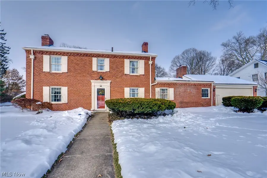 201 E 12th E Street, Dover, OH 44622 - #2