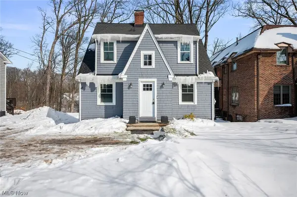 270 Chagrin Boulevard, Chagrin Falls, OH 44022