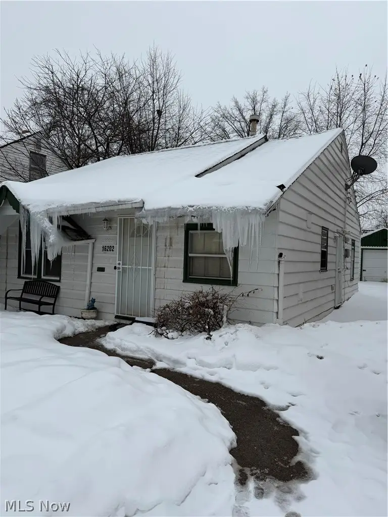 16202 Harvard Avenue, Cleveland, OH 44128 - #2