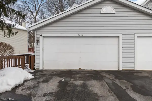 3753 Lake Run Boulevard, Stow, OH 44224