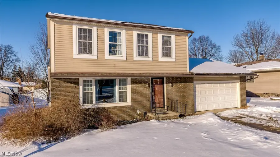 10212 Vienna Drive, Parma, OH 44130 - Image #2