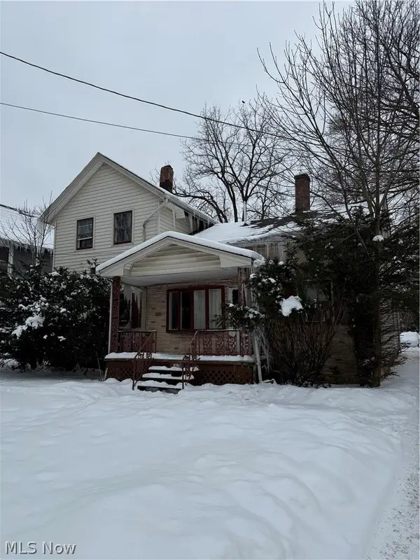 3829 Lake Avenue, Ashtabula, OH 44004