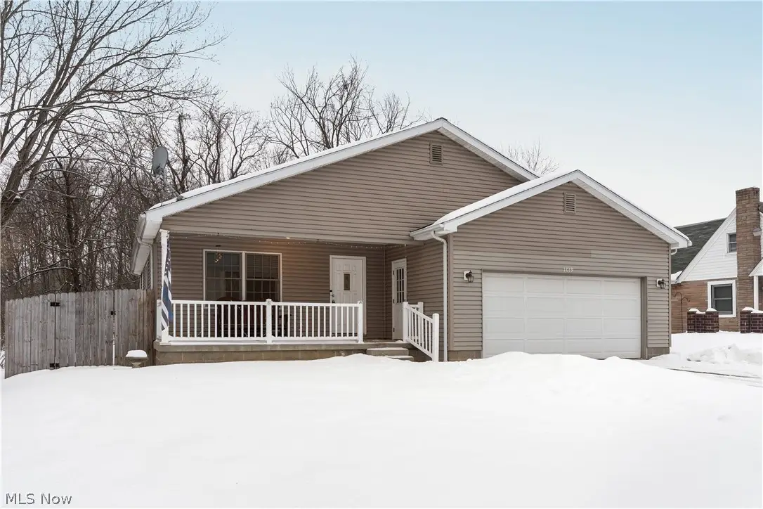 1019 Roseland Nw Avenue, Massillon, OH 44647 - Image #1