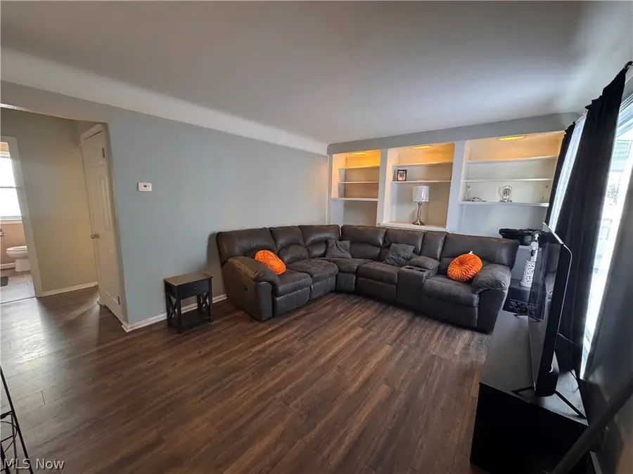 12908 York Boulevard, Garfield Heights, OH 44125 - #3