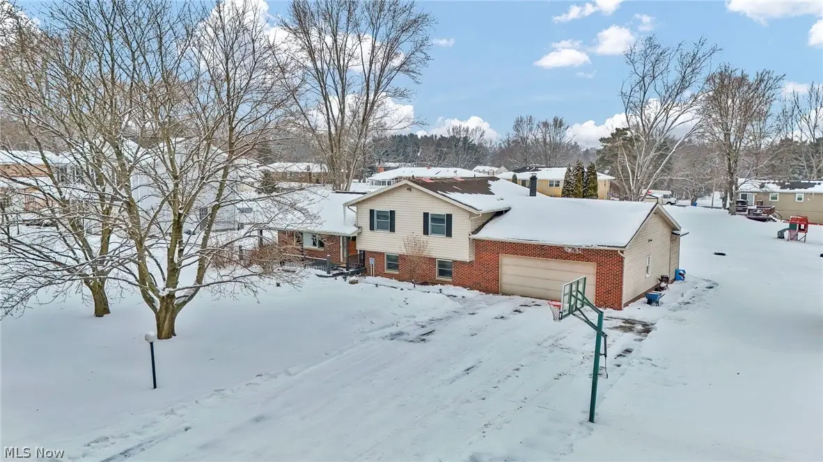 477 Deborah Drive, New Franklin, OH 44319 - Image #1