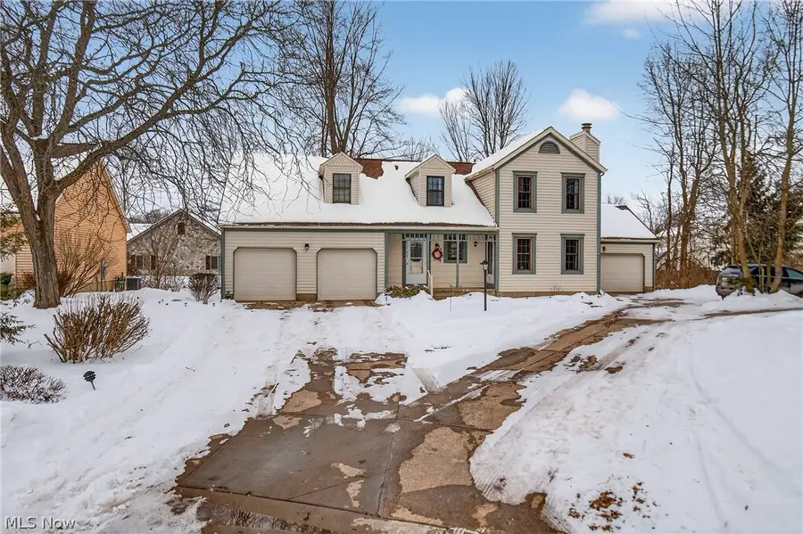 8038 Norriton Nw Circle, North Canton, OH 44720 - Image #2