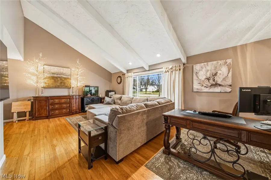 1908 Bromton Drive, Lyndhurst, OH 44124 - #3