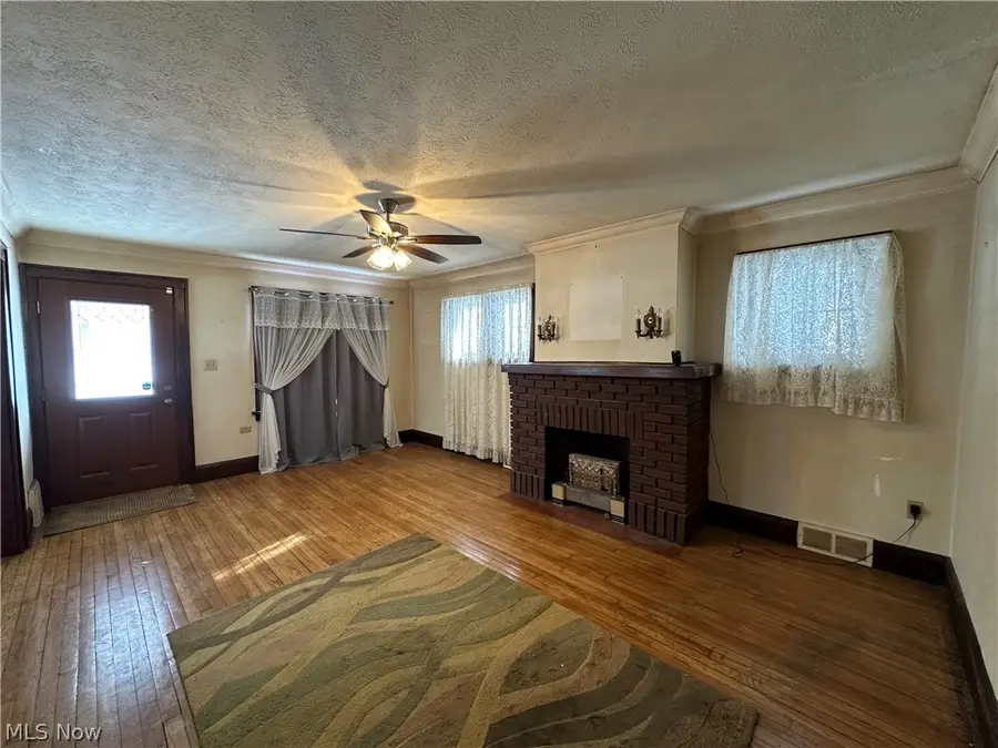 4874 E 95th Street, Garfield Heights, OH 44125 - Image #2