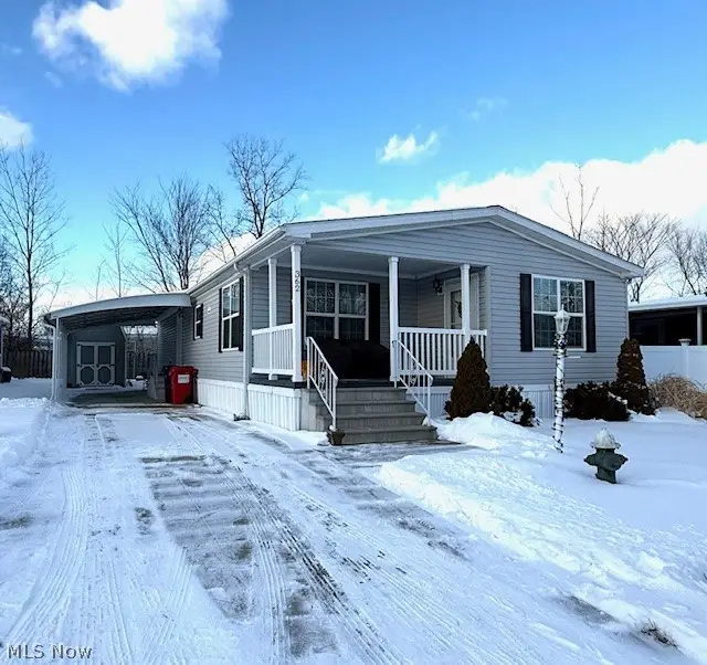 362 Pin Oak Circle, Elyria, OH 44035 - Image #2