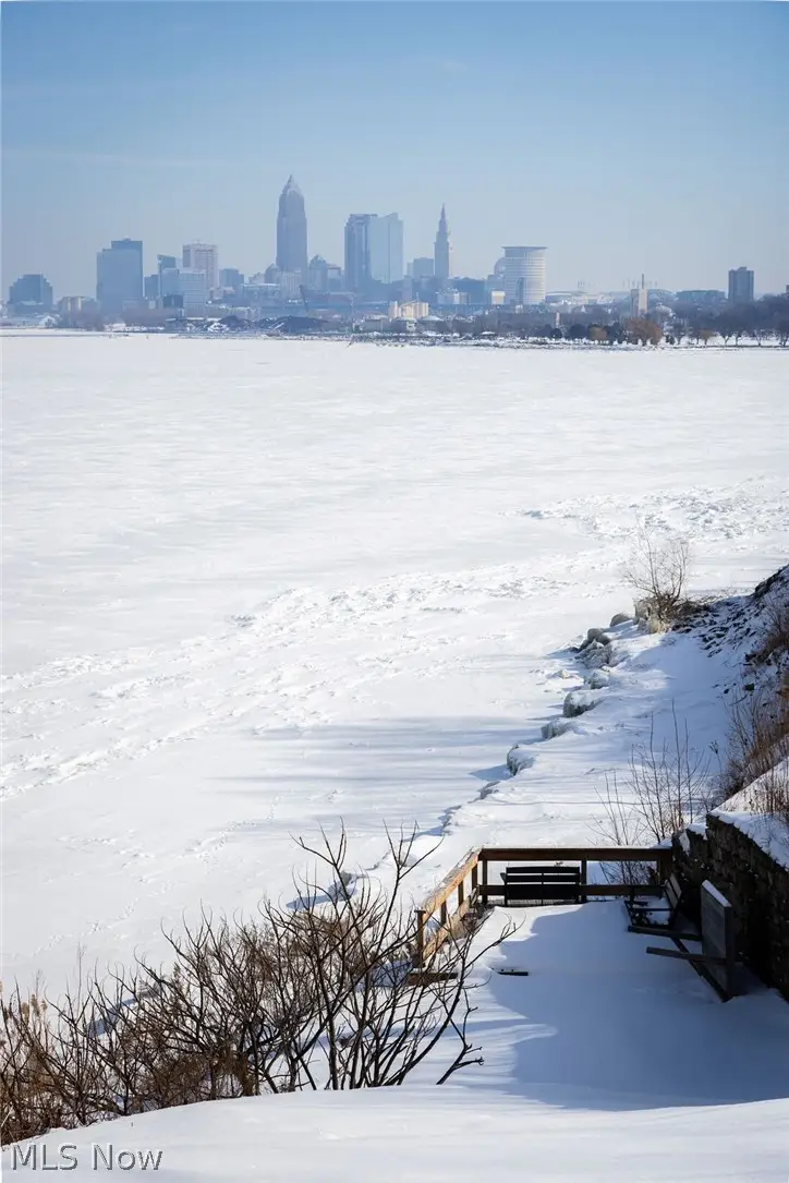 10710 Edgewater Drive, Cleveland, OH 44102 - Image #3