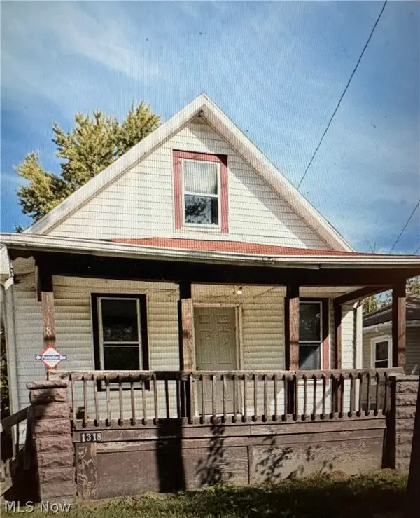 1318 W W. 20th Street, Lorain, OH 44052